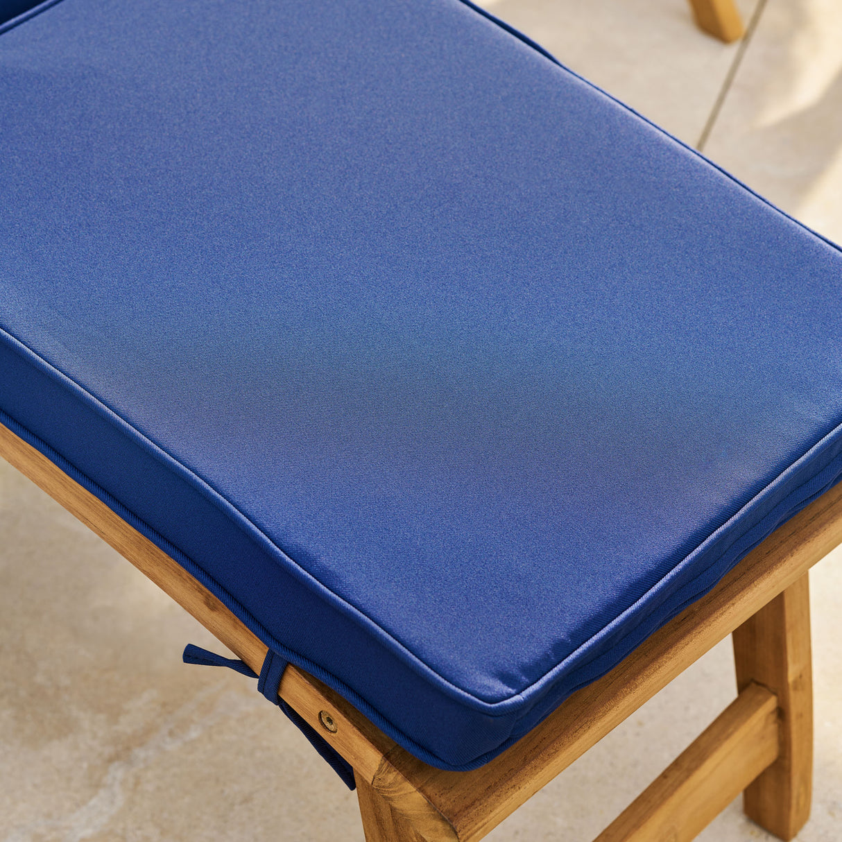 Toddington Steamer Cushion Blue