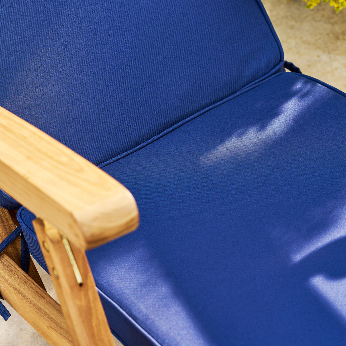 Toddington Steamer Cushion Blue