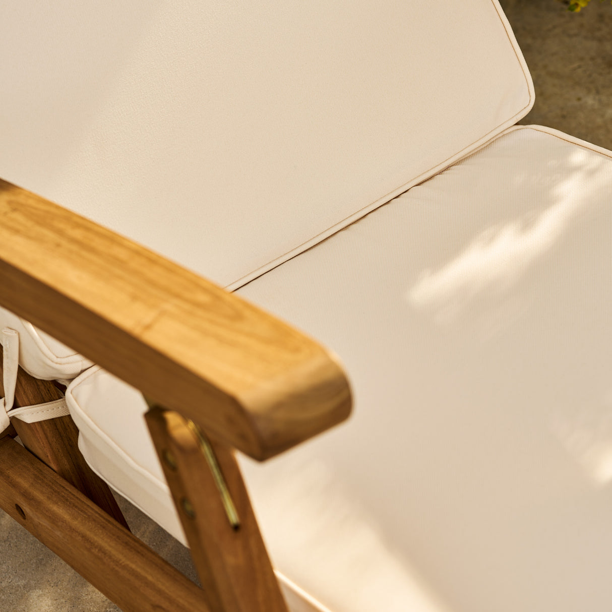 Toddington Steamer Cushion Natural