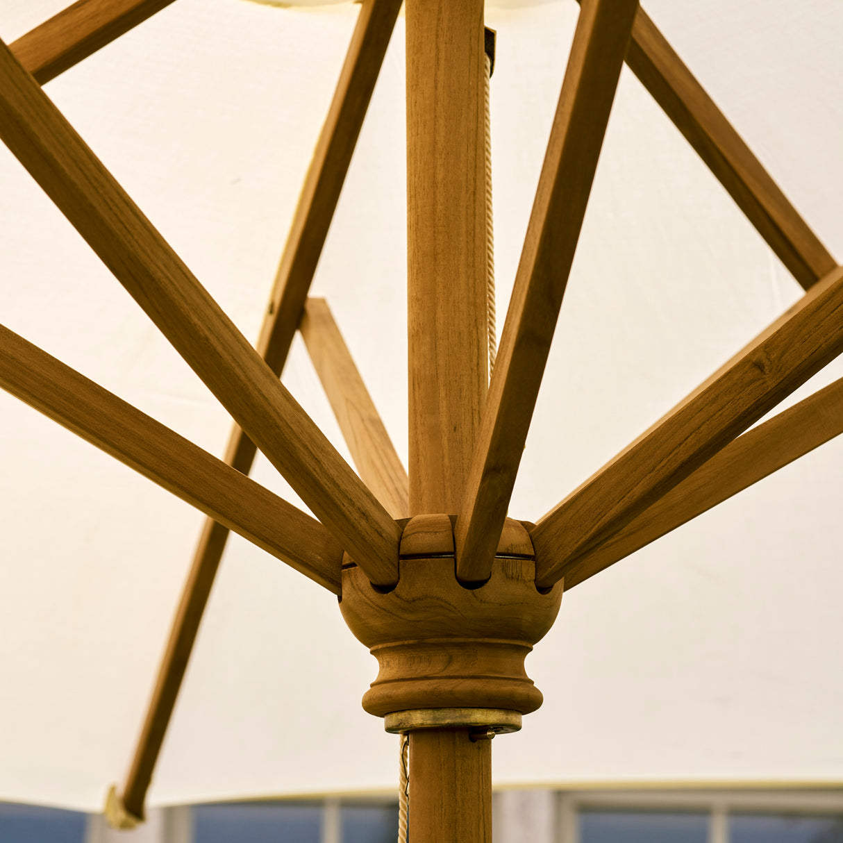 Parasol 3.0M - Teak, Natural