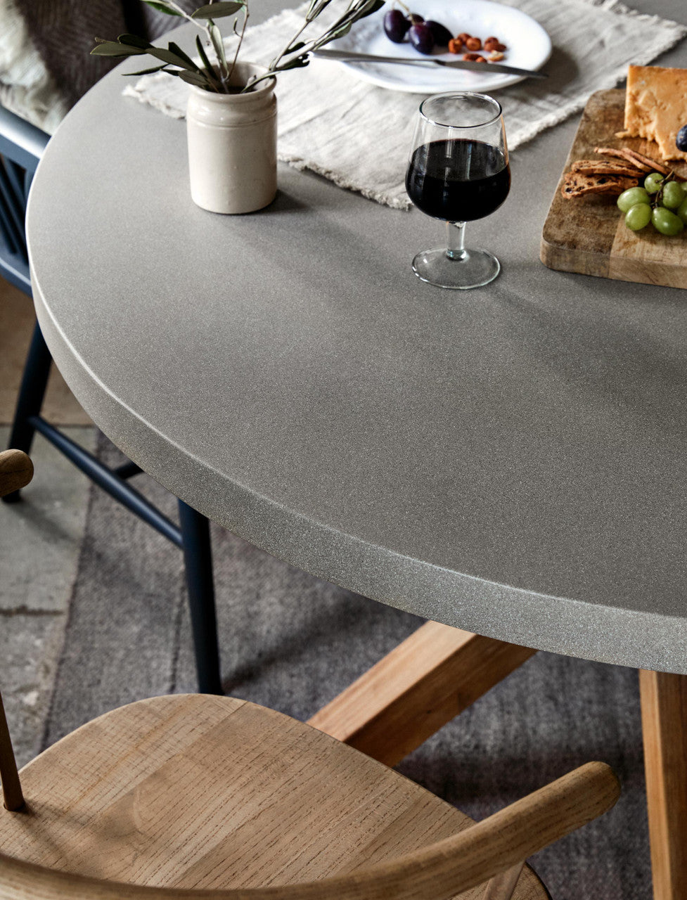 Burford Round Dining Table 120cm - Acacia Wood & Polystone, Grey