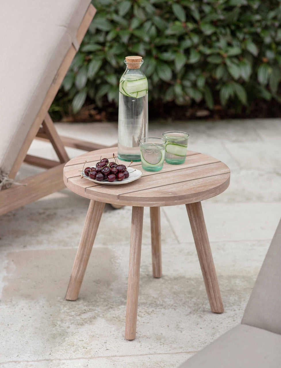Porthallow Round Side Table - Acacia Wood, Natural