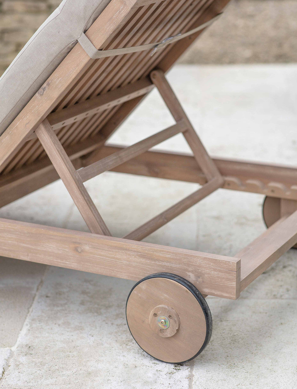 Porthallow Lounger - Acacia Wood, Natural