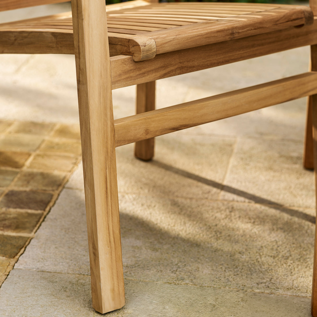Marbrook Teak Table 80cm x 80cm & 4 Henley Armchairs
