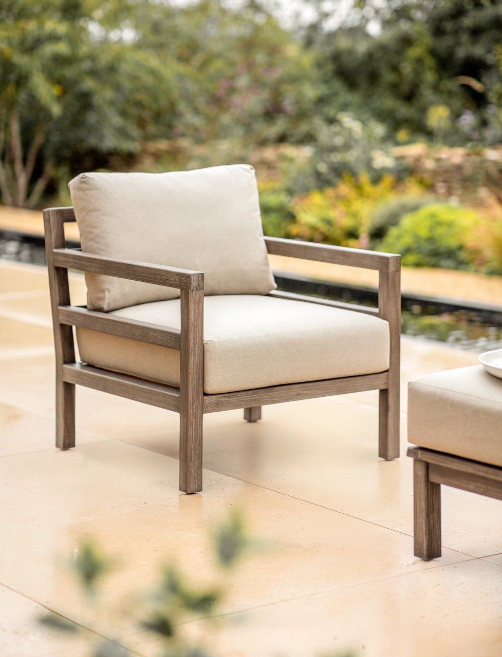 Sandridge Armchair - Acacia Wood, Dark Natural