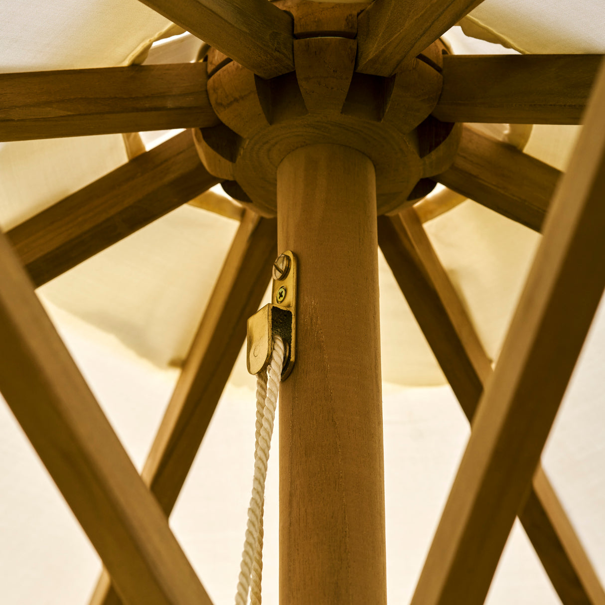 Parasol 2.5M - Teak, Natural